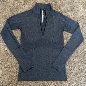 Gray Lululemon long sleeve half-zip jacket🩶